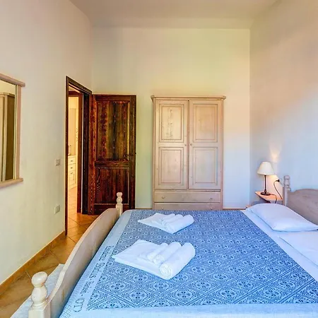 Bilo 4 Apartmán Badesi